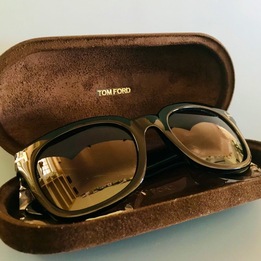 Authentic TOM FORD Campbell TF198 Black Sunglasses - Excellent Condition, New*